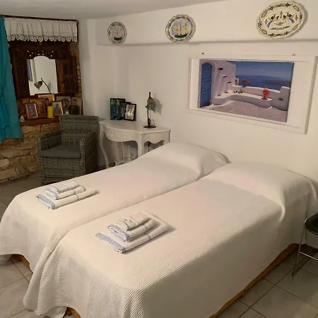 Traditional Cycladic Studio Holiday home Drios