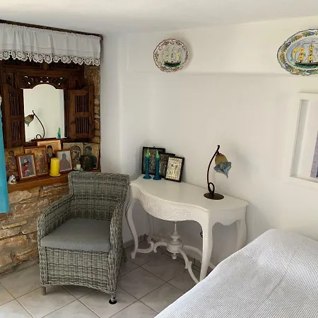 Traditional Cycladic Studio Holiday home Drios